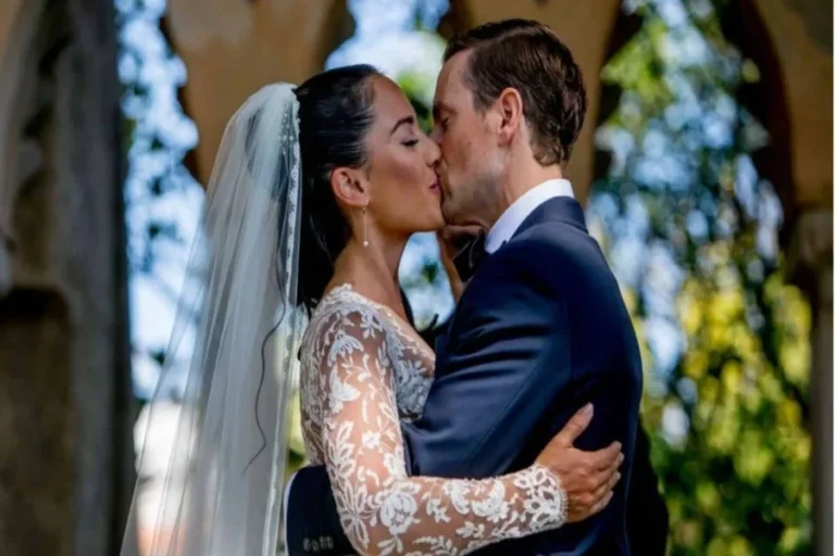 Is Emily Compagno Married