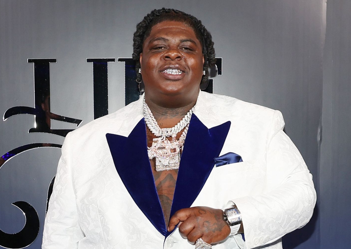 big x the plug height and weight